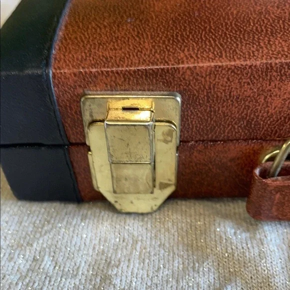 Black and White Board Game Set with Chess Checkers and Backgammon - Picture 11 of 11